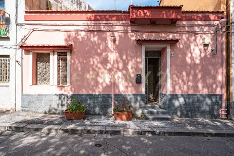 Villa a Catania, Catania, Catania - € 85.000 | Ref: 012-004 - foto 3