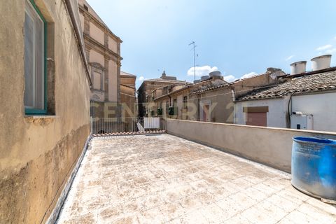 Villa a Caltagirone, Catania, Caltagirone - € 69.000 | Ref: 013-014 - foto 33