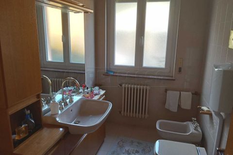 Villa a Nembro, Bergamo, Nembro - € 2.500/mes | Ref: villnembr - foto 27