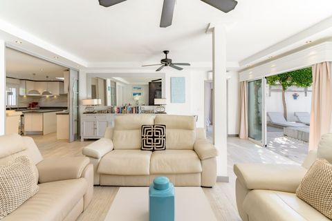 Villa i Estepona, Malaga, Estepona - € 1.295.000 | Ref: LUX0021 - foto 10