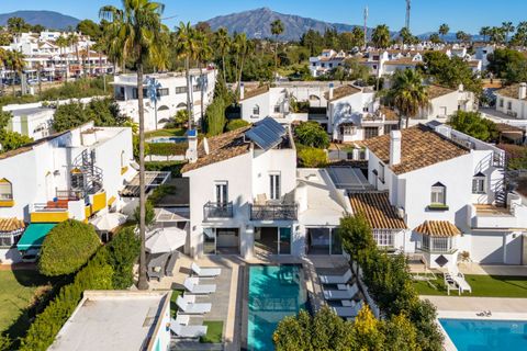 Villa i Estepona, Malaga, Estepona - € 1.295.000 | Ref: LUX0021 - foto 31