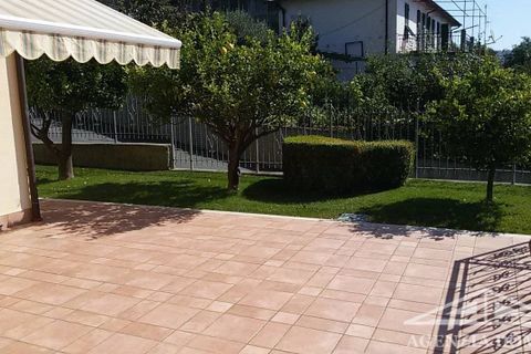 Villa a Ospedaletti, Imperia, Ospedaletti - € 1.450.000 | Ref: AG-DOM 1518 - foto 11