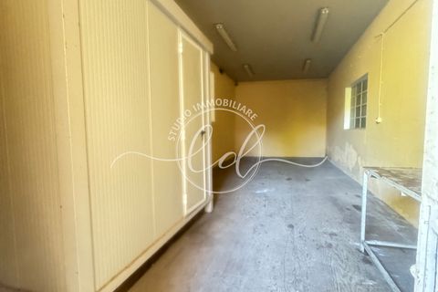 L'establiment comercial a Seravezza, Lucca, Seravezza - € 600/mes | Ref: 2529 - foto 3