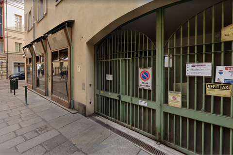 Garage i Torino, Turin, Torino - € 180.000 | Ref: SILOS150 - foto 1