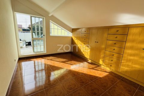 Villa i Belas, Lisbon, Belas - € 320.000 | Ref: ZMPT579633 - foto 1