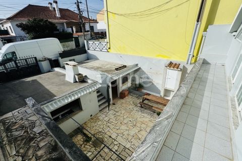 Villa i Belas, Lisbon, Belas - € 320.000 | Ref: ZMPT579633 - foto 17