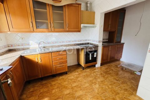 Villa i Belas, Lisbon, Belas - € 320.000 | Ref: ZMPT579633 - foto 7