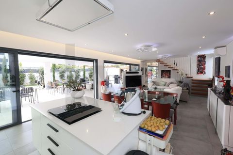 Villa i Alcantarilha, Faro, Alcantarilha - € 1.250.000 | Ref: KWPT-020208 - foto 25