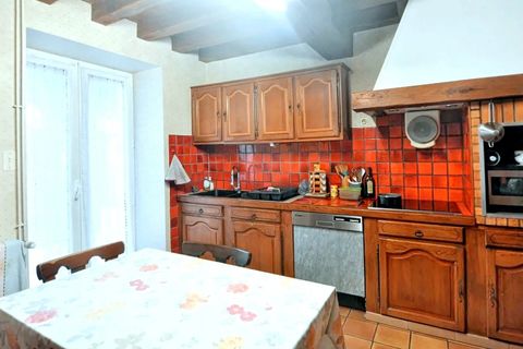Villa a Aubeterre-sur-Dronne, Charente, Aubeterre-sur-Dronne - € 299.600 | Ref: BVI78549 - foto 5