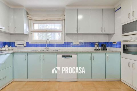 Villa a Roses, Gerona, Roses - € 690.000 | Ref: 3922 - foto 18