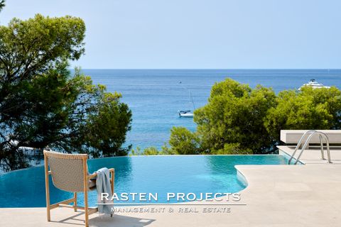 Villa in El Camp De Mar, Mallorca - foto 1