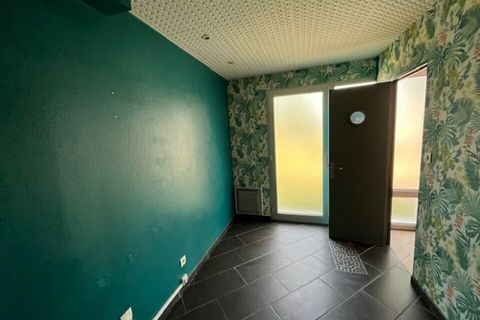 L'establiment comercial a Vannes, Morbihan, Vannes - € 9.000/mes | Ref: 56_0660_BL - foto 4