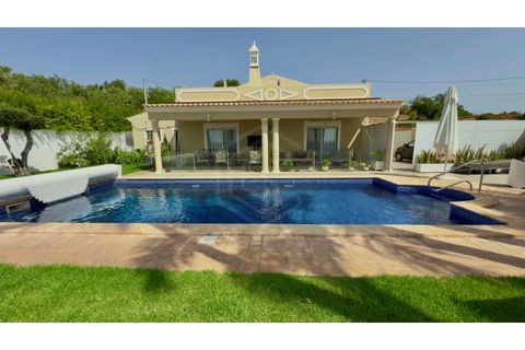 Villa i Almancil, Faro, Almancil - € 1.100.000 | Ref: CAS_53562 - foto 3