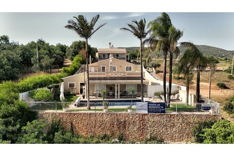 Villa i Almancil, Faro, Almancil - € 1.100.000 | Ref: CAS_53562 - foto 1