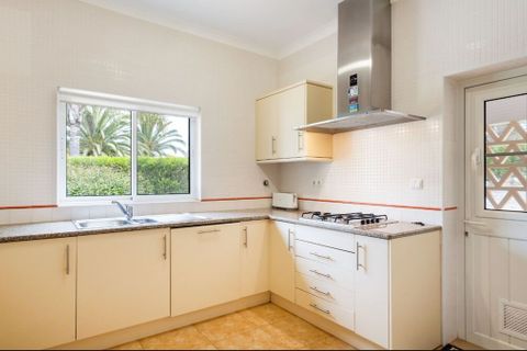 Villa i Lagoa, Faro, Lagoa - € 1.000.050 | Ref: AV-PBI-GRT4198 - foto 8