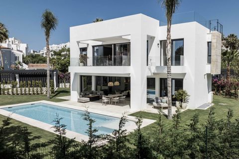 Villa i Marbella, Malaga, Marbella - € 1.750.000 | Ref: BLXC-1331A - foto 1