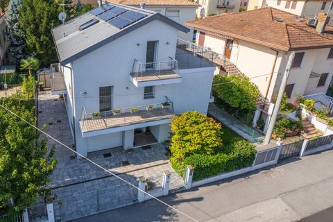 Villa a Padua, Padua, Padua - € 1.150.000 | Ref: PDV07 - foto 2