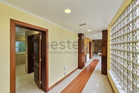 Villa a Belas, Lisbon, Belas - € 2.100.000 | Ref: N104SNT742 - foto 10