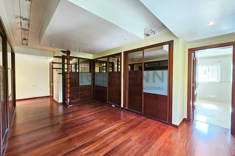 Villa a Belas, Lisbon, Belas - € 2.100.000 | Ref: N104SNT742 - foto 35