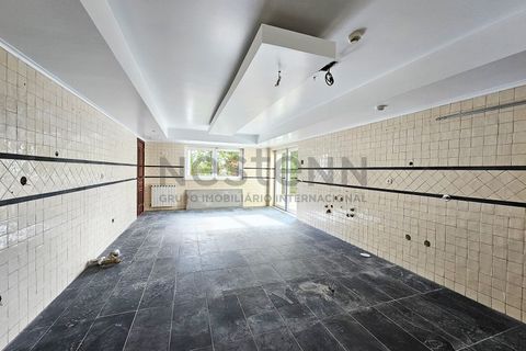 Villa a Belas, Lisbon, Belas - € 2.100.000 | Ref: N104SNT742 - foto 40