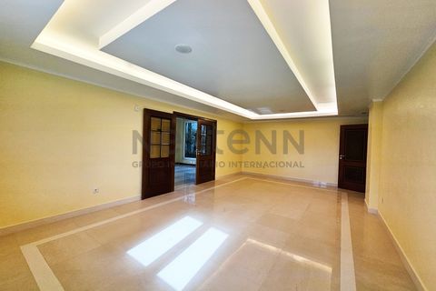Villa a Belas, Lisbon, Belas - € 2.100.000 | Ref: N104SNT742 - foto 44