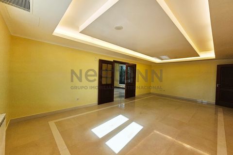 Villa a Belas, Lisbon, Belas - € 2.100.000 | Ref: N104SNT742 - foto 45