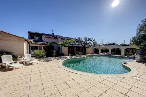Villa i Antibes, Alpes-Maritimes, Antibes - € 1.490.000 | Ref: V2325 - foto 4
