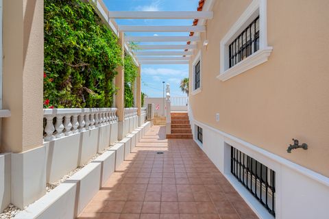 Villa a Torrevieja, Alicante, Torrevieja - € 960.000 | Ref: 200-4242 - foto 43