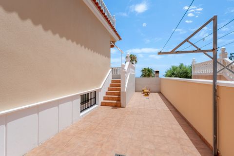 Villa a Torrevieja, Alicante, Torrevieja - € 960.000 | Ref: 200-4242 - foto 46