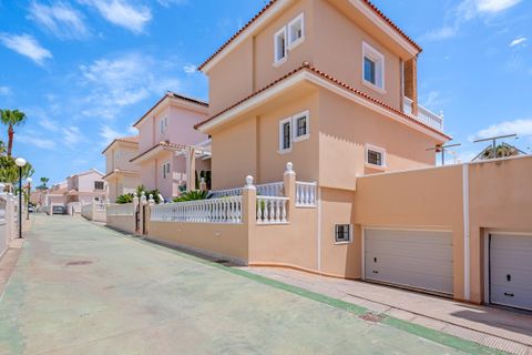 Villa a Torrevieja, Alicante, Torrevieja - € 960.000 | Ref: 200-4242 - foto 50
