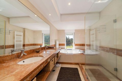 Villa i Belas, Lisbon, Belas - € 2.090.000 | Ref: C0354-00746 - foto 14