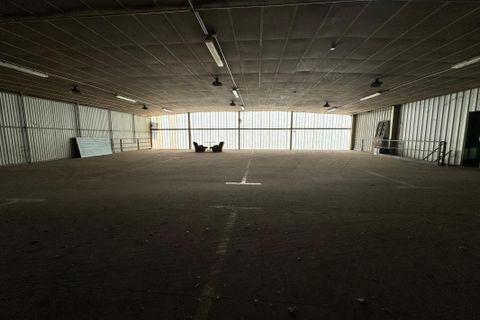 L'establiment comercial a Manosque, Alpes-de-Haute-Provence, Manosque - € 9.000/mes | Ref: 450 - foto 2