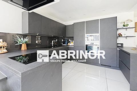 Villa i Roubaix, Nord, Roubaix - € 450.000 | Ref: RBX-38460-JSYUBI - foto 2