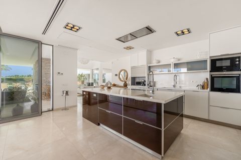 Villa a Marbella, Malaga, Marbella - € 7.950.000 | Ref: CP07237 - foto 24