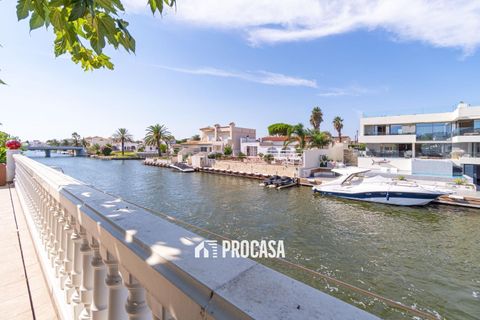 Villa i Empuriabrava, Gerona, Empuriabrava - € 995.000 | Ref: 3927 - foto 24