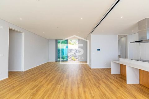 Villa a Calheta, Madeira, Calheta - € 1.960.000 | Ref: DSF219 - foto 9