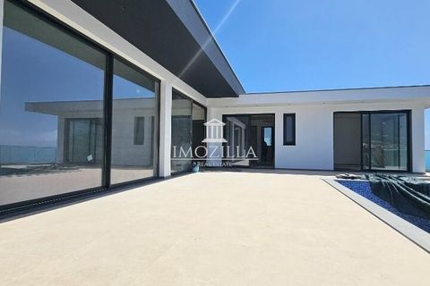 Byhus i Calheta, Madeira, Calheta - € 1.490.000 | Ref: IZ096 - foto 1