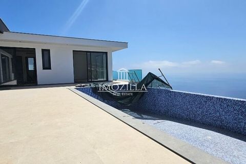 Byhus i Calheta, Madeira, Calheta - € 1.490.000 | Ref: IZ096 - foto 9