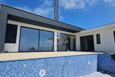 Byhus i Calheta, Madeira, Calheta - € 1.490.000 | Ref: IZ096 - foto 13