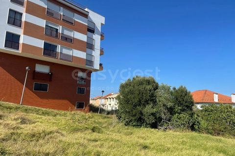 Helårsgrund i Amadora, Lisbon, Amadora - € 85.000 | Ref: OR97831EW - foto 2