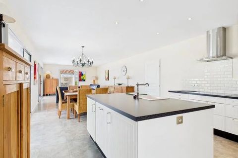 Villa a Les Vans, Ardeche, Les Vans - € 420.000 | Ref: 86176399 - foto 2
