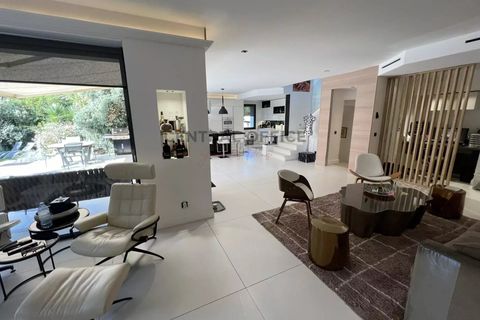 Villa i Antibes, Alpes-Maritimes, Antibes - € 2.500.000 | Ref: 85578062 - foto 7