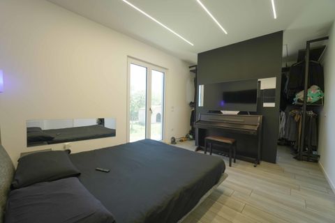 Villa a Cesena, Forli-Cesena, Cesena - € 550.000 | Ref: 3697 - foto 11