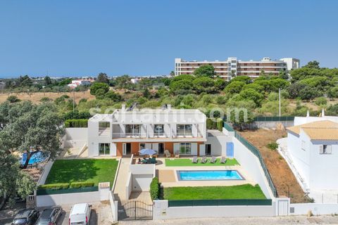 Villa i Albufeira, Faro, Albufeira - € 1.185.000 | Ref: Sort24045 - foto 1