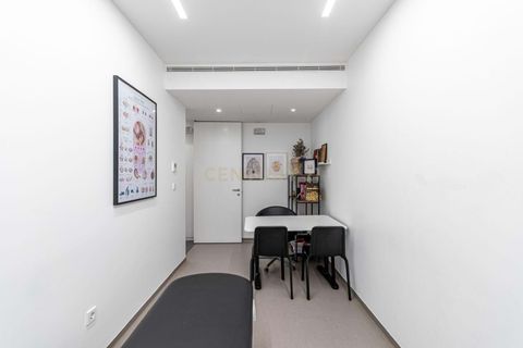 Erhvervsejendom i Odivelas, Lisbon, Odivelas - € 1.000.000 | Ref: C0426-00575 - foto 13