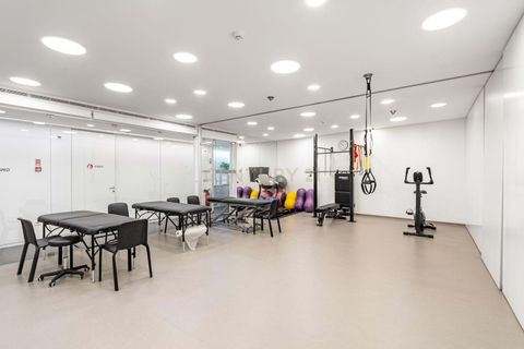Erhvervsejendom i Odivelas, Lisbon, Odivelas - € 1.000.000 | Ref: C0426-00575 - foto 16
