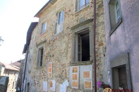 Masia a Bagnone, Massa and Carrara, Bagnone - € 53.000 | Ref: A400 - foto 6