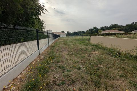 Helårsgrund i Jonzac, Charente-Maritime, Jonzac - € 35.000 | Ref: MV4223JONZ - foto 2