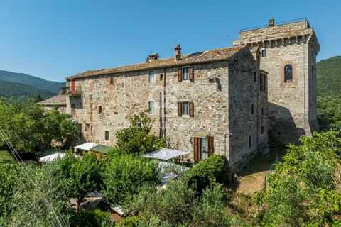 Villa i Todi, Perugia, Todi - € 790.000 | Ref: CBI134-2923-180 - foto 2