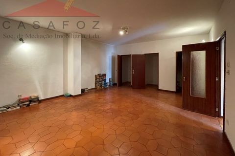 Villa i Porto, Porto, Porto - € 650.000 | Ref: 100257 - foto 30